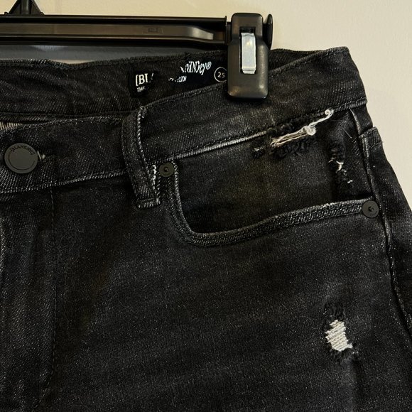NWOT BLANKNYC Dress Down Party Washed Black Cutoff Denim Shorts in Sneak Preview - Picture 5 of 10